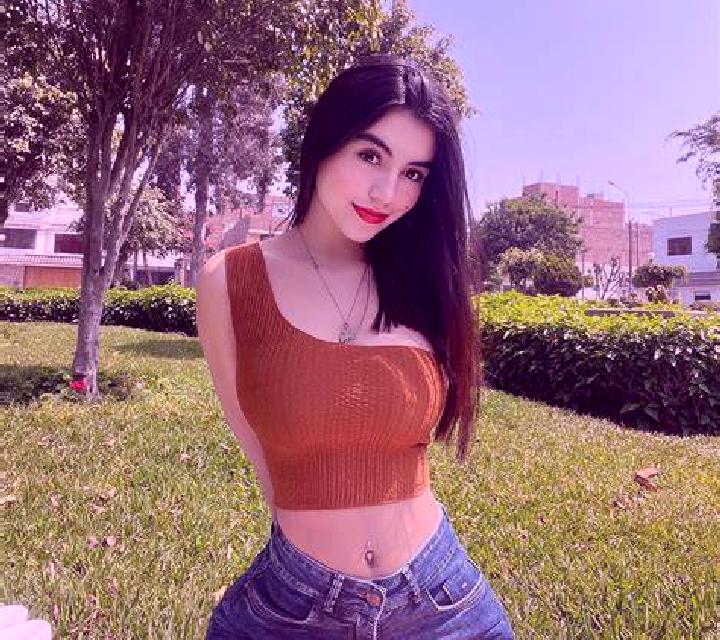 Manuela 3 Baterno escort