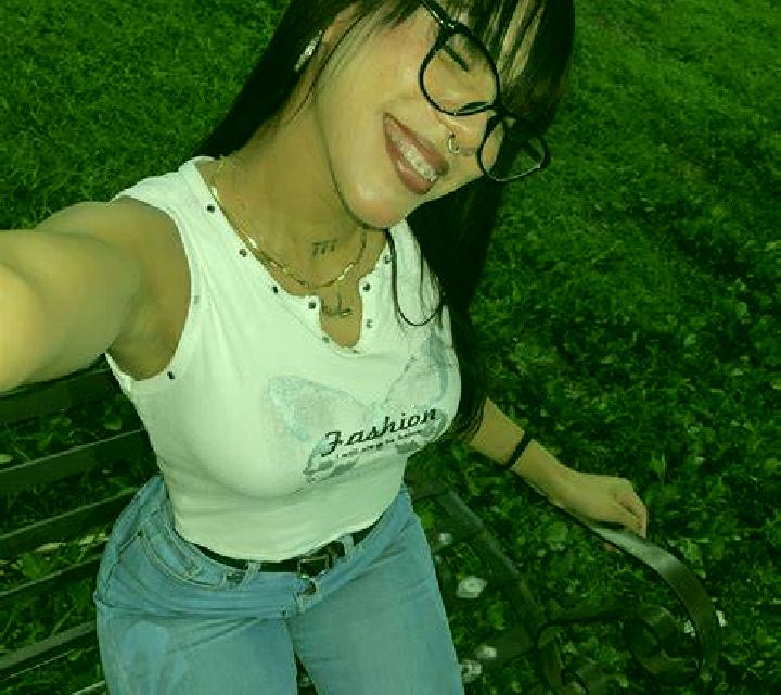 María 2 Herriko Plaza escort