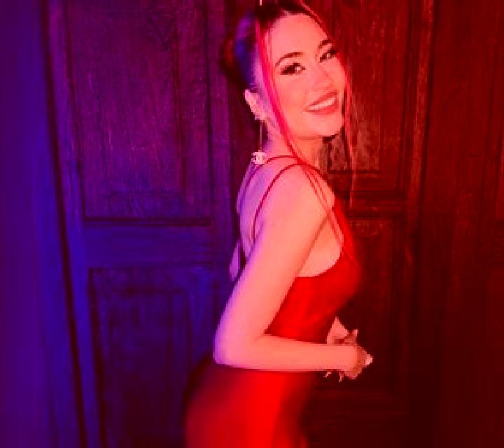 María 2 Noves escort