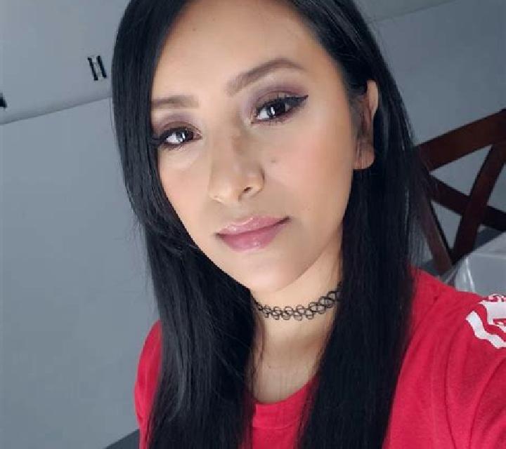 María Los Barrios escort