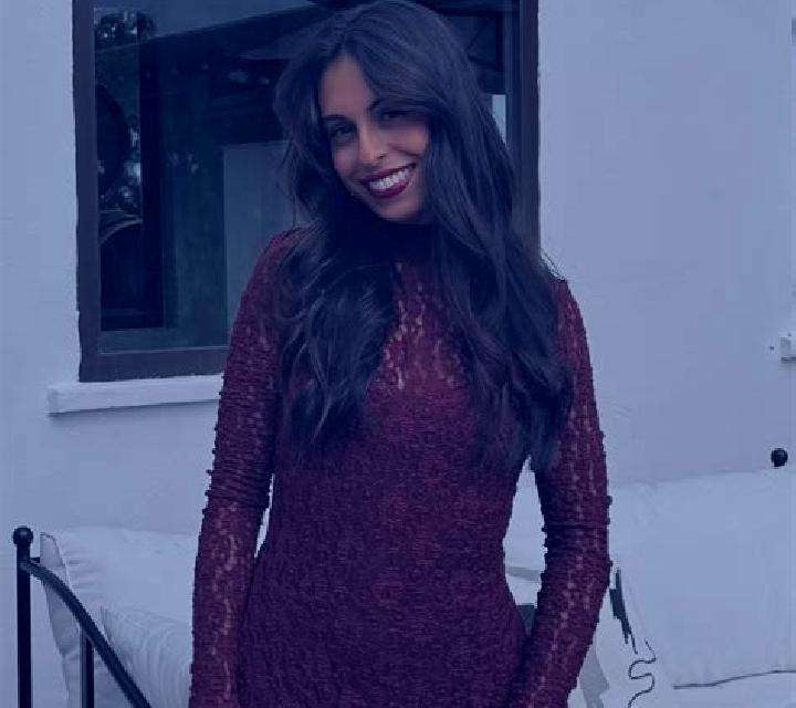 María Zarzuela escort
