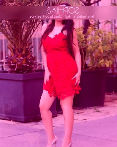 Mariana 3 Pollos escort