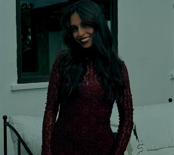 Mariana Navadijos escort