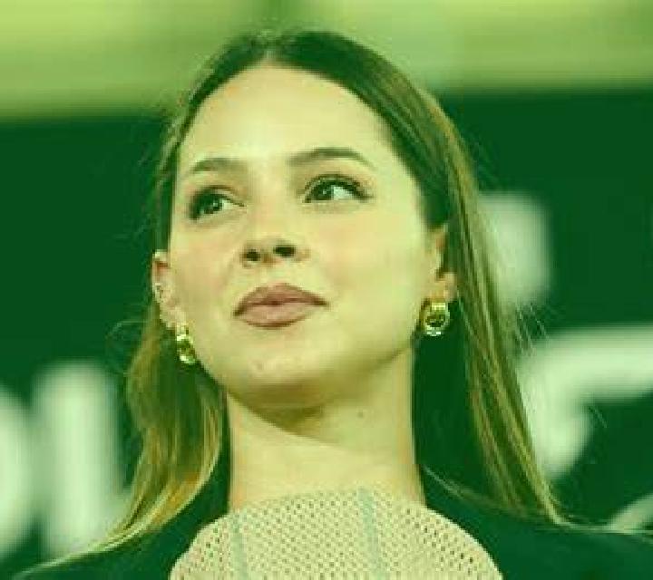 Mariana Rosal de la Frontera escort