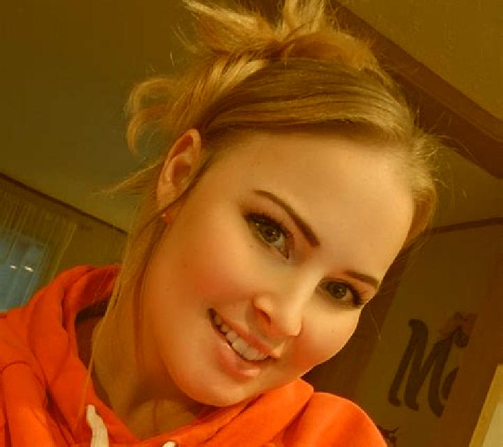 Martina 2 Bermellar escort