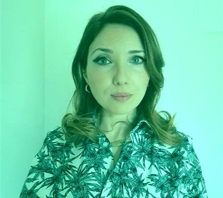 Martina 2 Pinedas escort