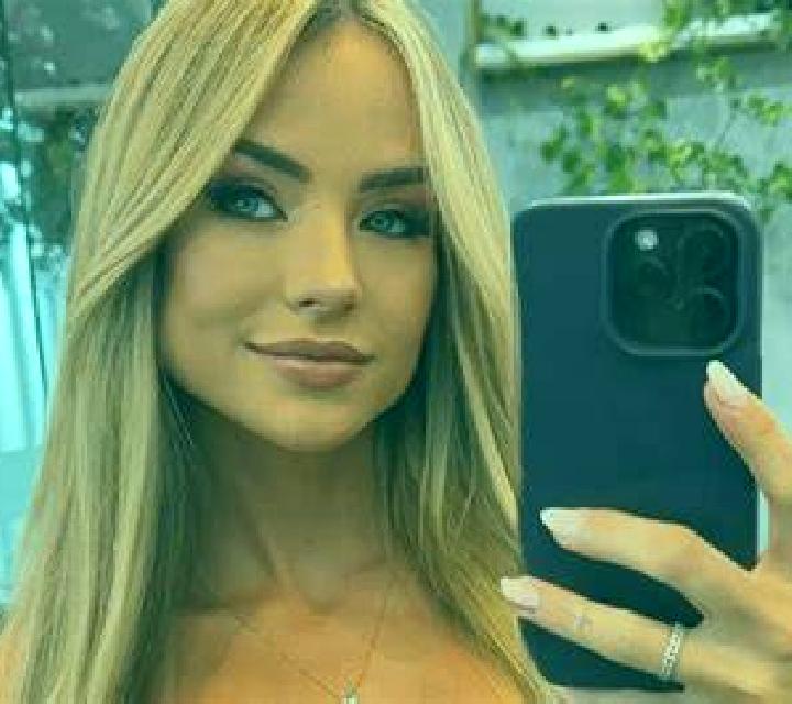 Martina 2 Tortella escort