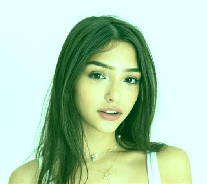 Martina 3 Badaran escort