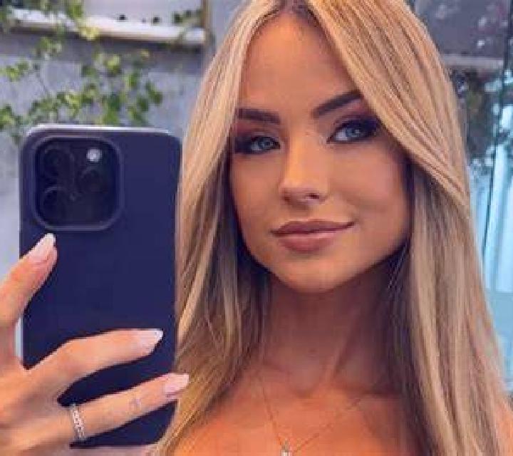 Martina Cardenete escort