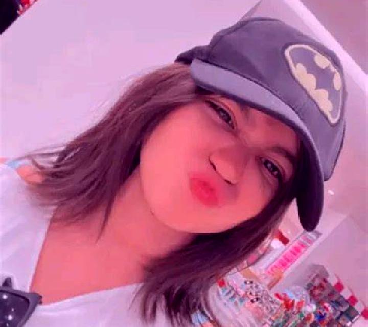 Martina Oris escort