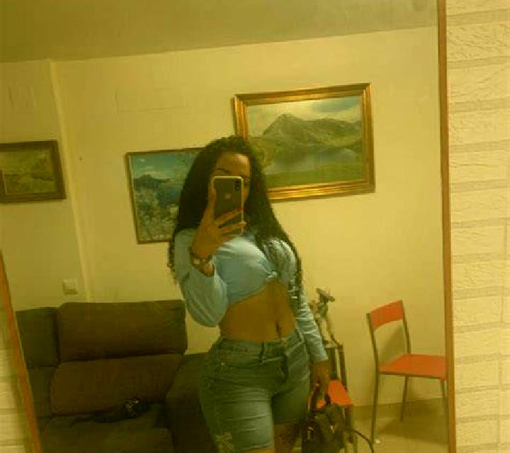 Martina Zarzalejo escort
