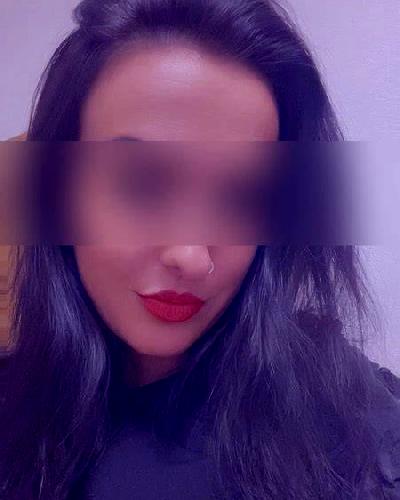 Miriam Real de Montroi escort