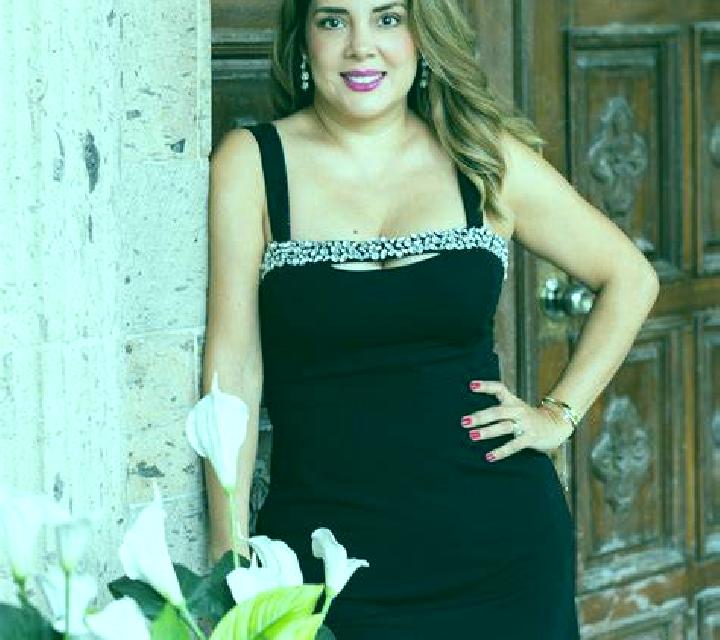 Ángela 2 Alcano escort