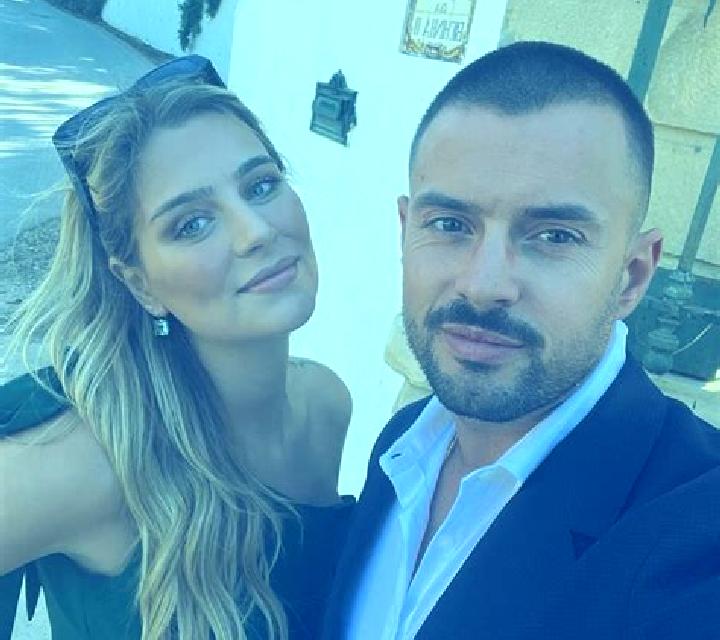 Ángela Castanar de Ibor escort