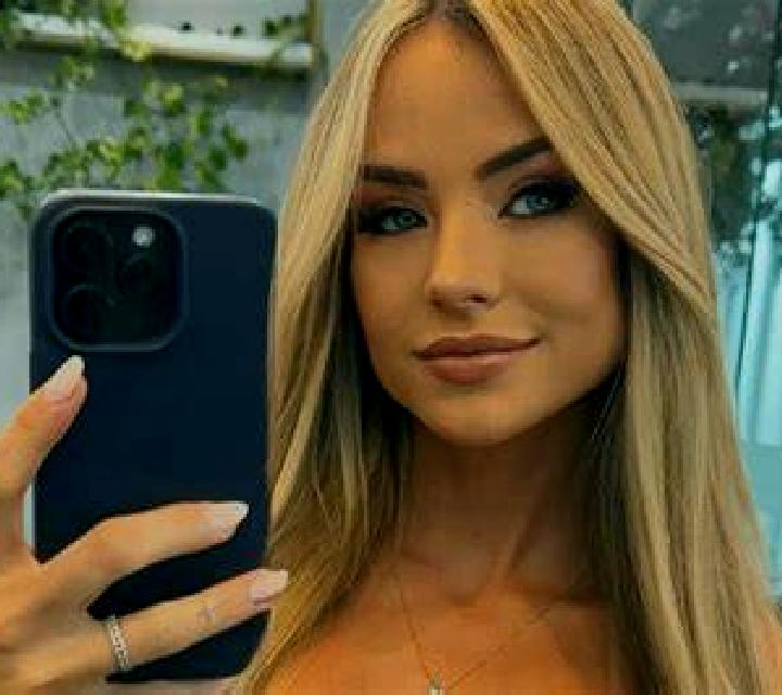 Ángela Chillon escort