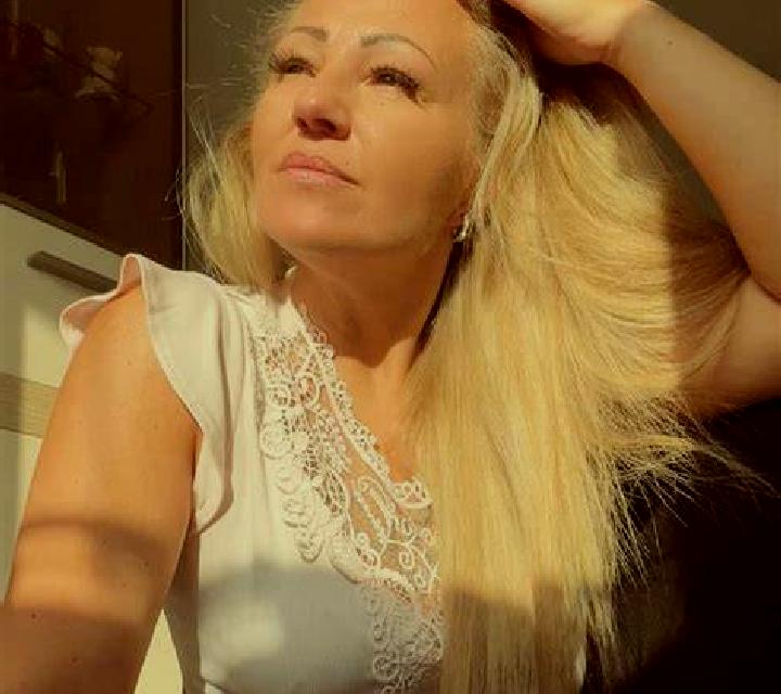 Ángela Horcajo escort