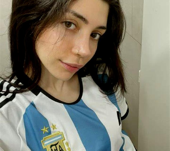 Noa 2 Triacastela escort