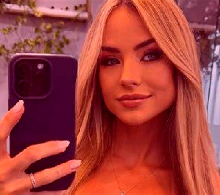 Noelia Muriel de la Fuente escort