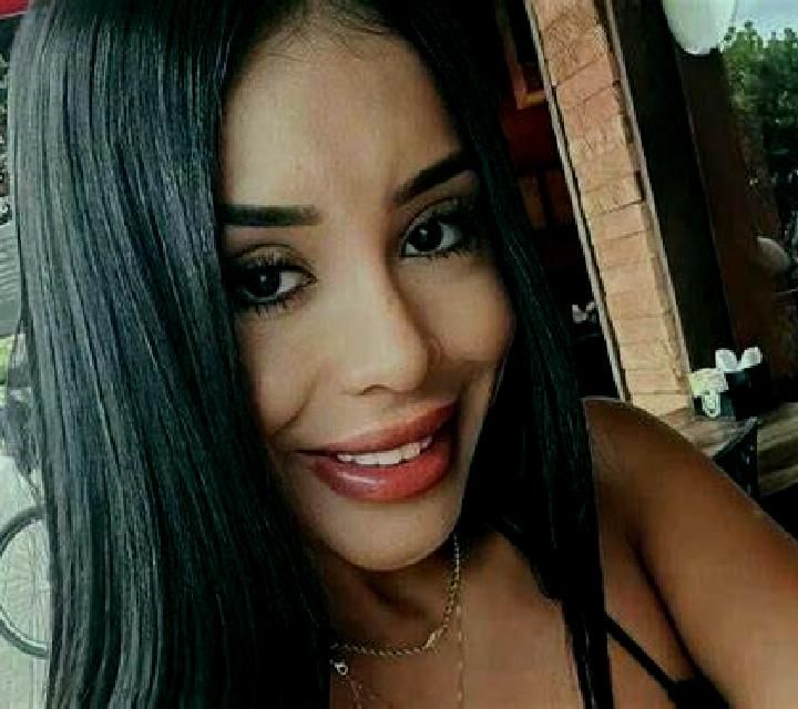 Nora 2 Cabanes escort