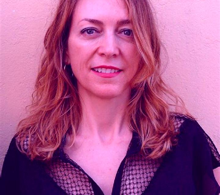 Nora 2 Presencio escort