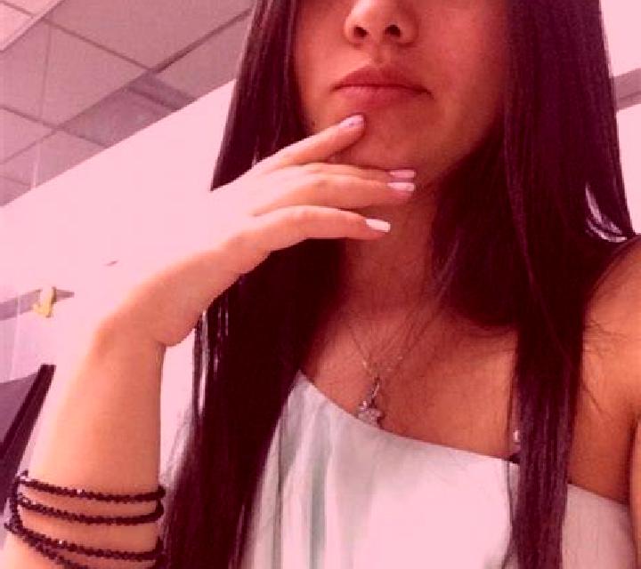 Nora 2 Valhermoso escort