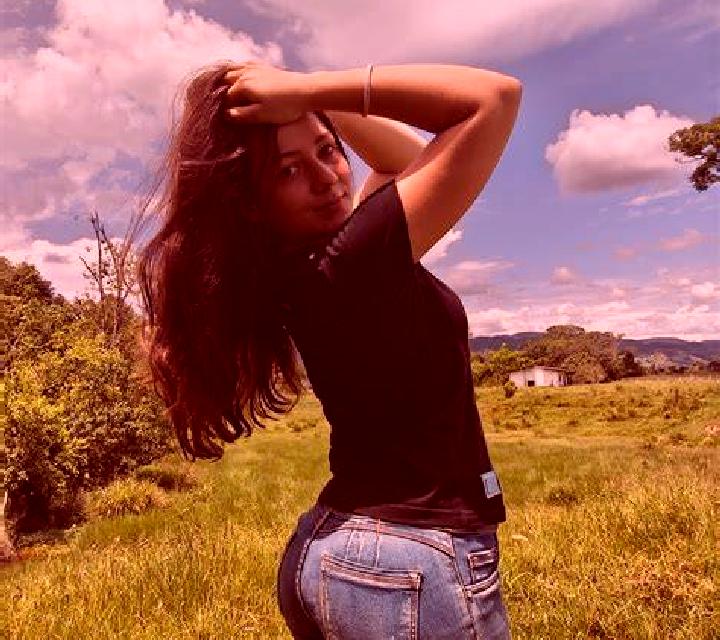 Olivia Fonelas escort
