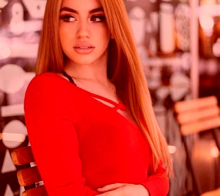 Paloma Lascuarre escort