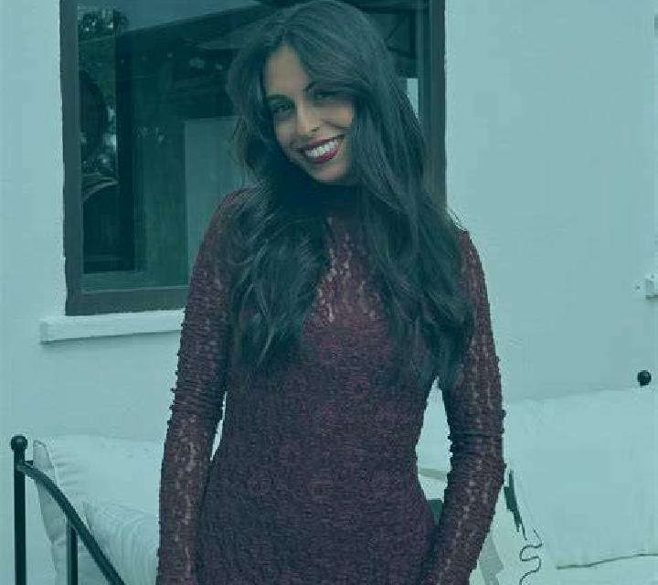 Paula 3 Arbeteta escort