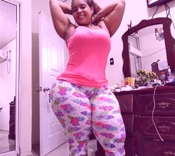 Paula Hostafrancs escort