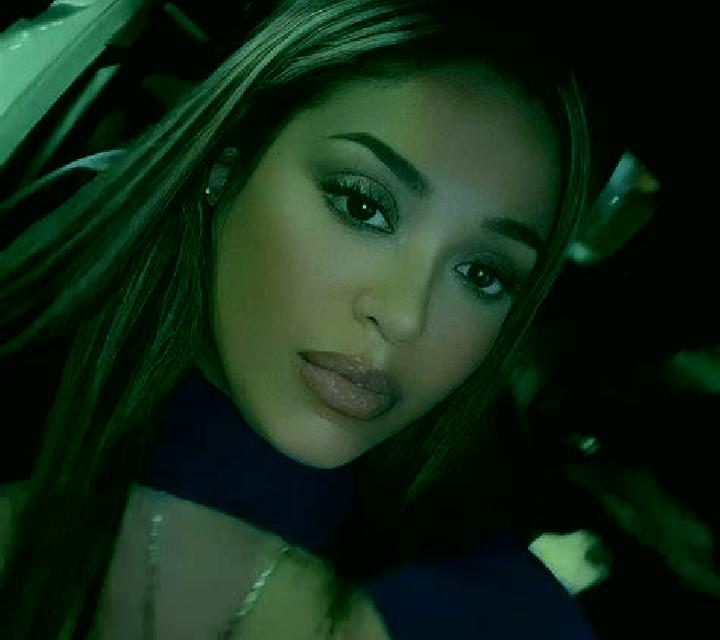 Paula Irueste escort