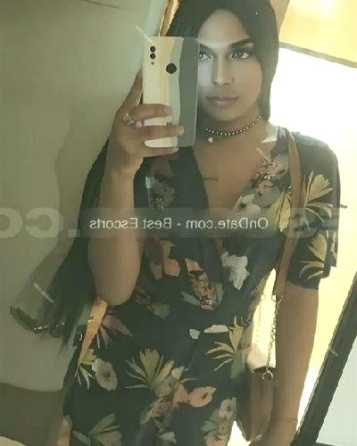 Regina Tordehumos escort