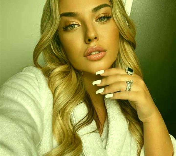 Renata 3 Alfaro escort