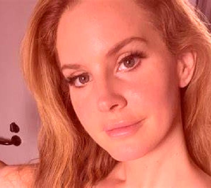 Renata 3 Instincion escort