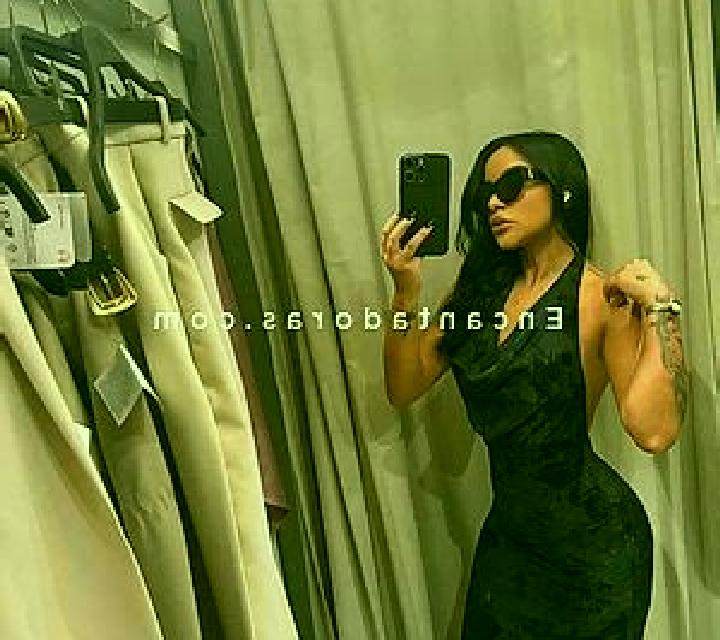 Renata Canete escort