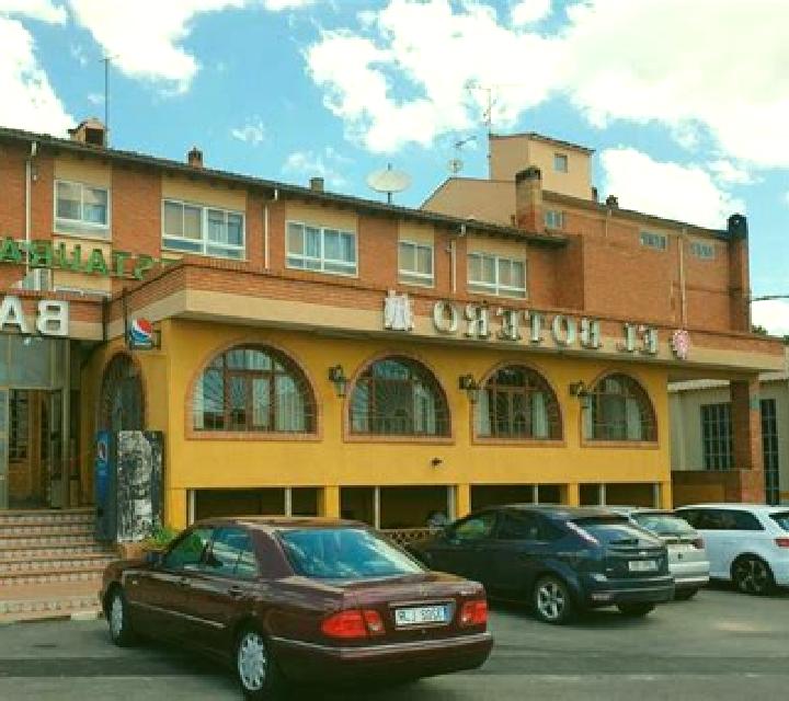 Rocío 3 Tui escort
