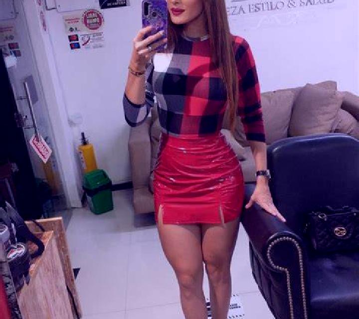 Rocío Alconada escort