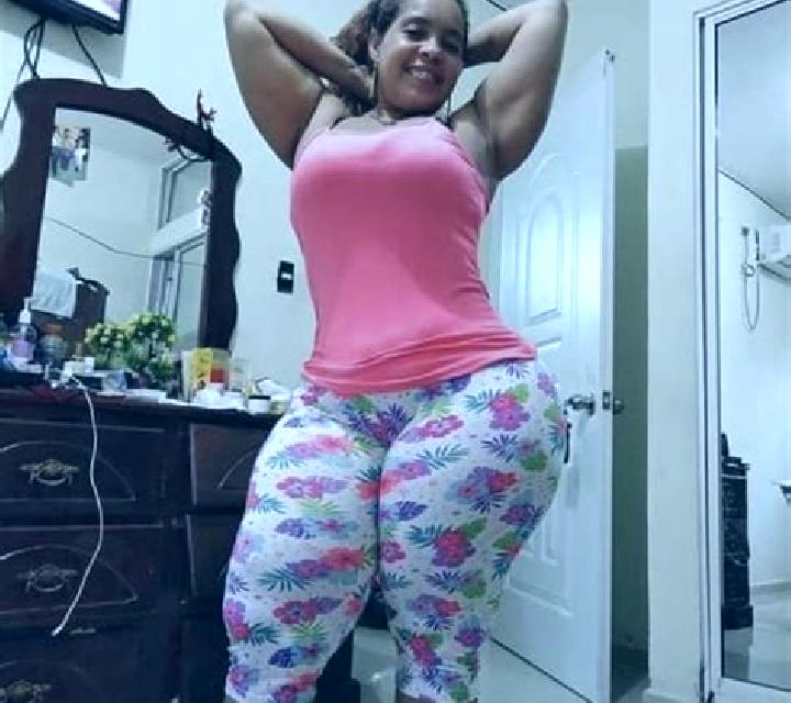 Salma 3 Cadaques escort