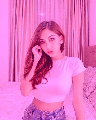 Salma Anorbe escort