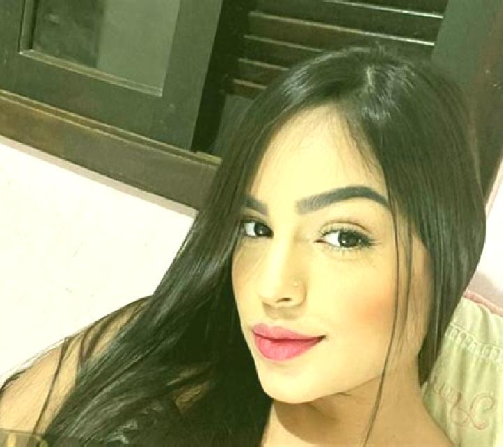 Salma Ojos escort