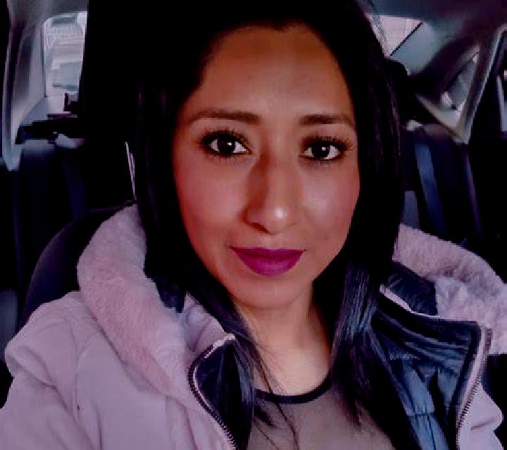 Sara 2 Mantiel escort