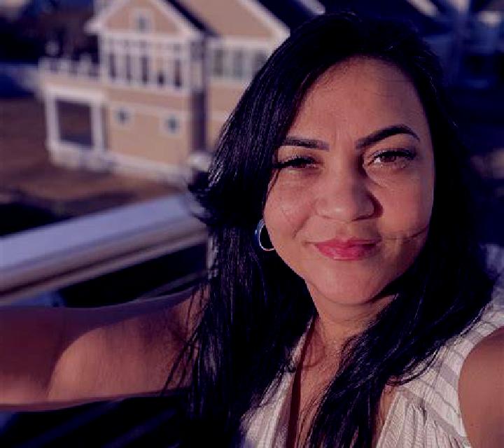 Sara 2 Sediles escort