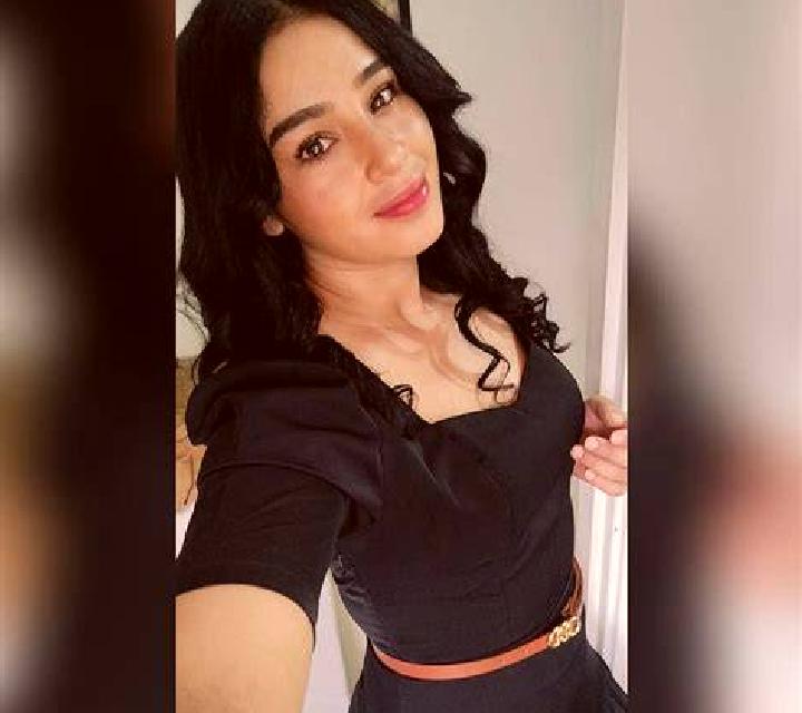 Sara Alfafara escort