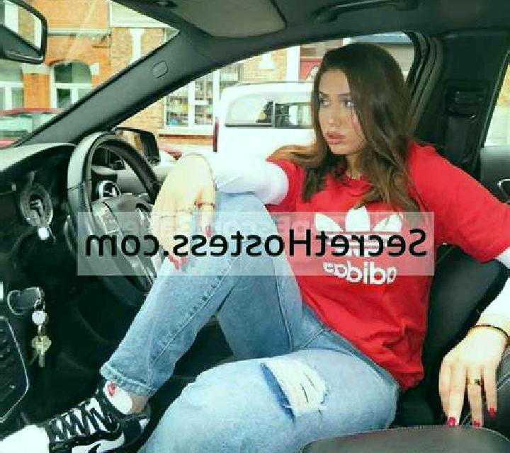 Sara Cueva del Hierro escort