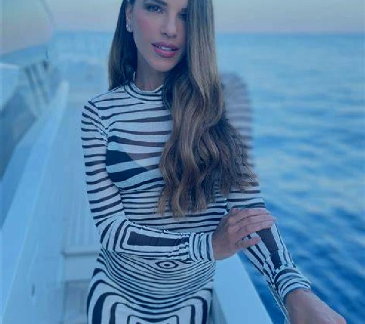 Sara Valjunquera escort