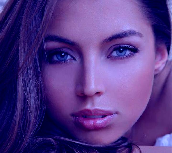 Selene 3 Coreses escort