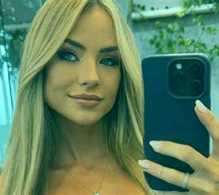 Selene Ocana escort