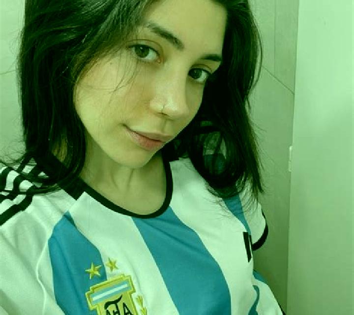 Valeria Valdehorna escort