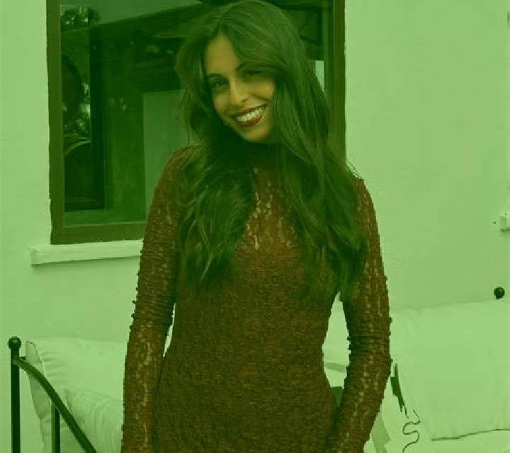 Vega 3 Leza escort