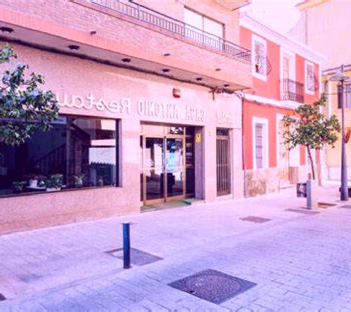 Vega Puerto Seguro escort