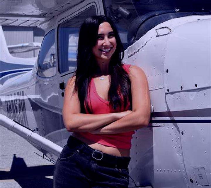Ximena Miengo escort